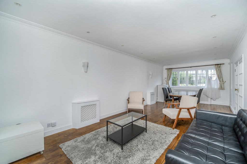 Property photo 2 of 24 Pbox-Img.Jpg