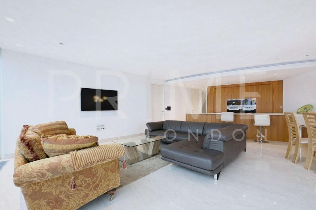 Property photo 2 of 19 Fp15.Jpg