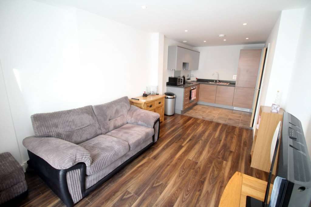 Property photo 2 of 6