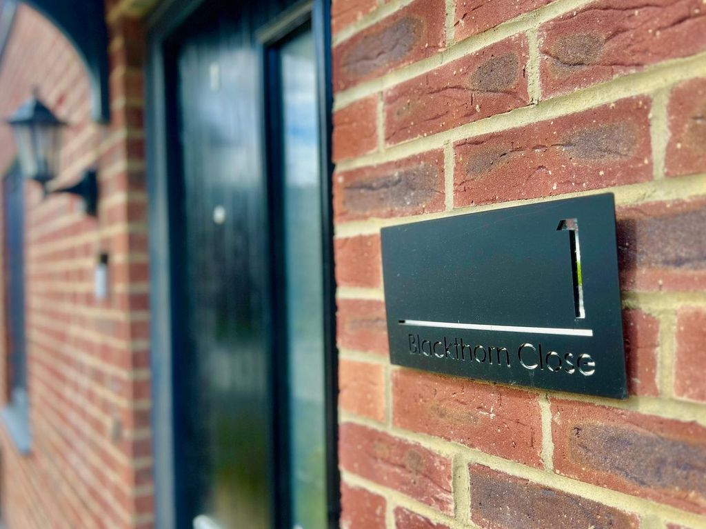 Property photo 2 of 36 Picture No. 39