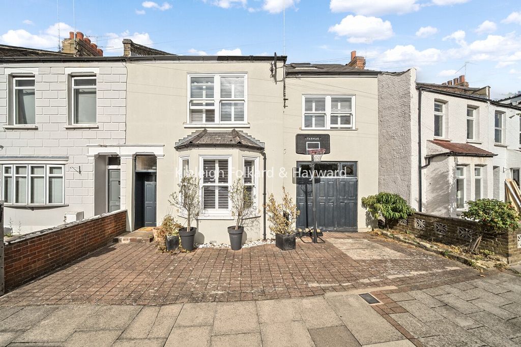 Property photo 1 of 18 Picture No. 07
