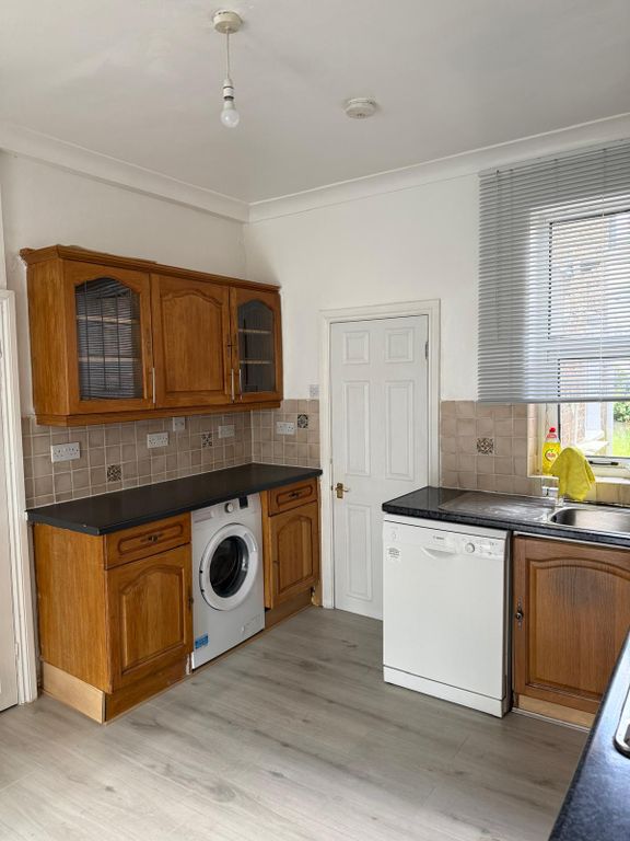 Property photo 1 of 15 Spacious 3-Bedroom Ground Floor Maisonette With Large Private Garden Â€“ N15