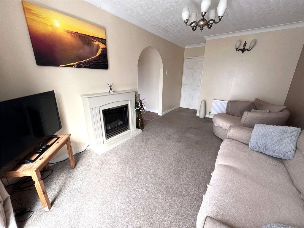 Property photo 3 of 13 Picture No. 08
