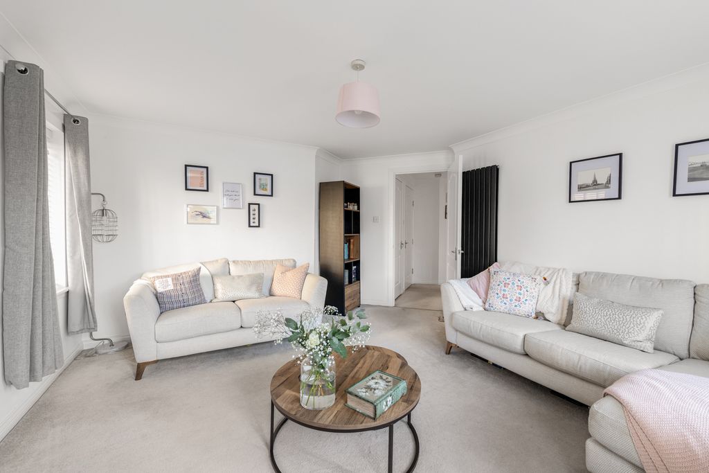 Property photo 2 of 14 Property Image 2