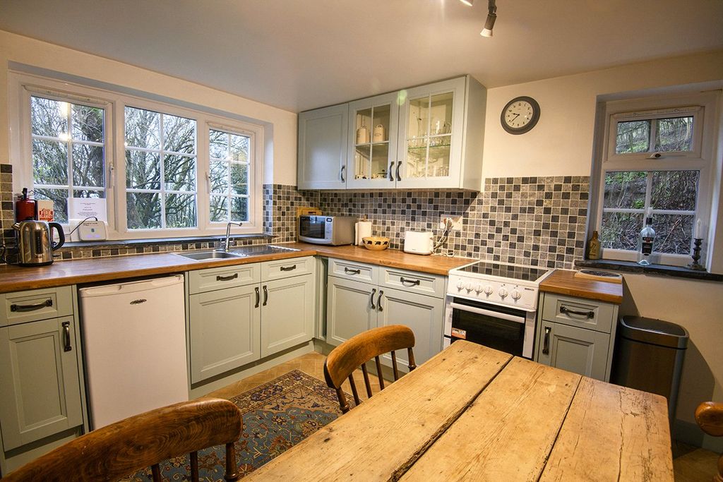 Property photo 2 of 13 Picture No. 07