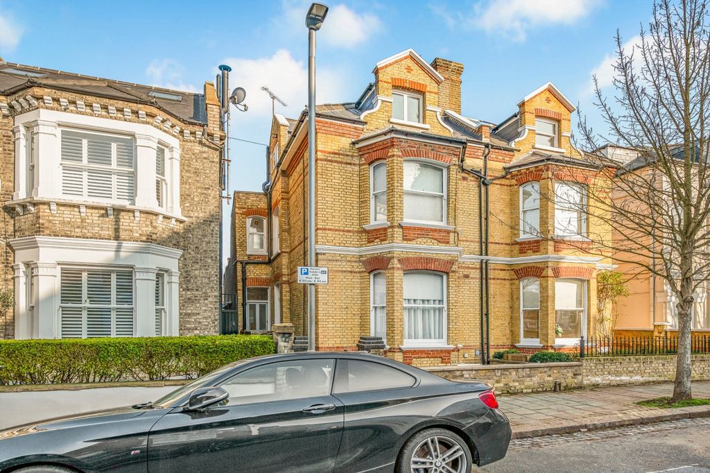 Property photo 1 of 6