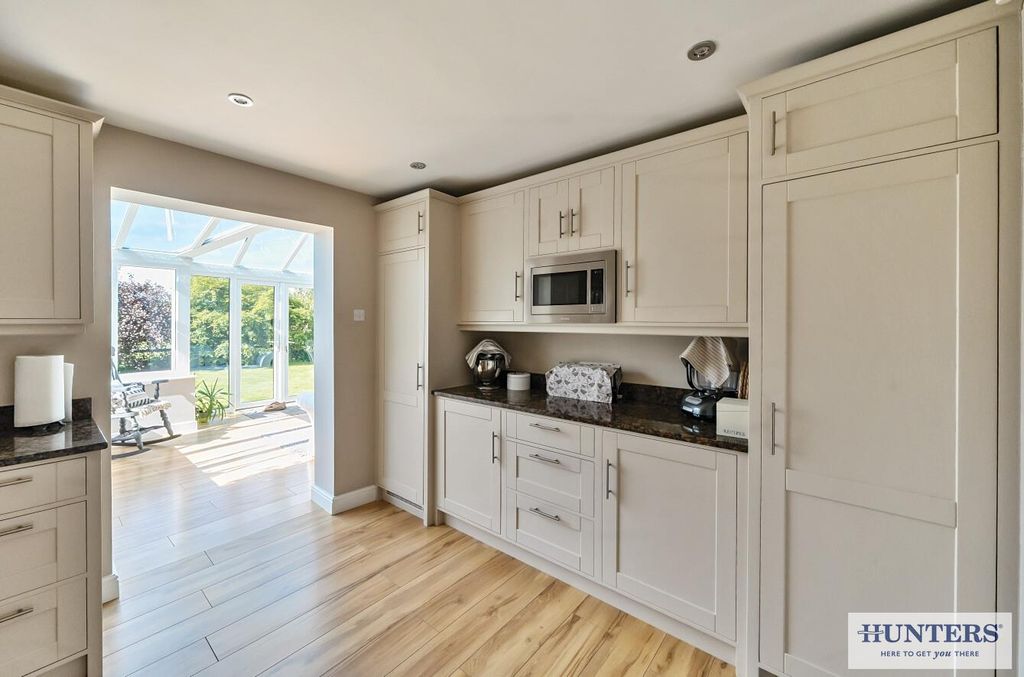 Property photo 3 of 20 0F4529ce-c0A6-4Fd0-8566-Ddbe8712d4B7.Jpg