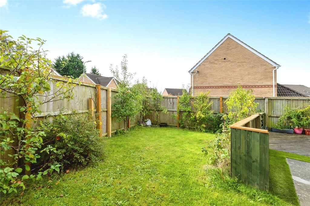 Property photo 3 of 23 Picture No. 20