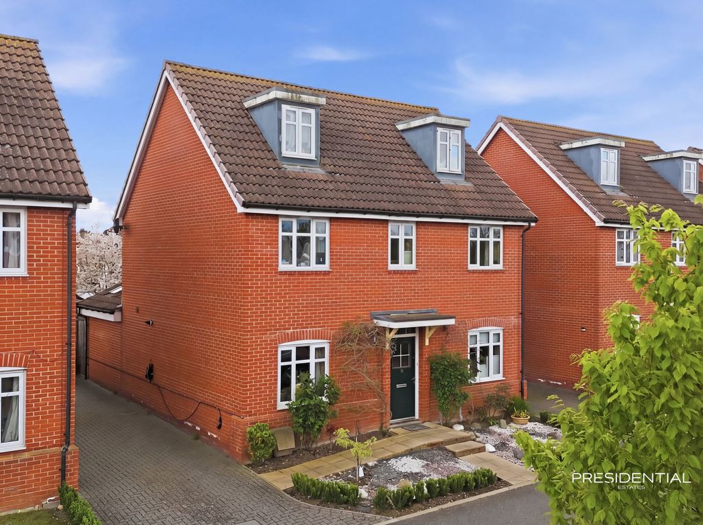 Property photo 1 of 31