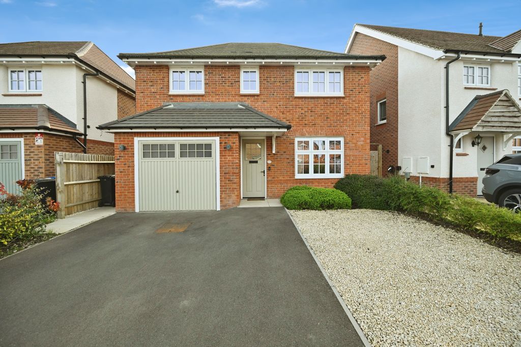 Property photo 1 of 22