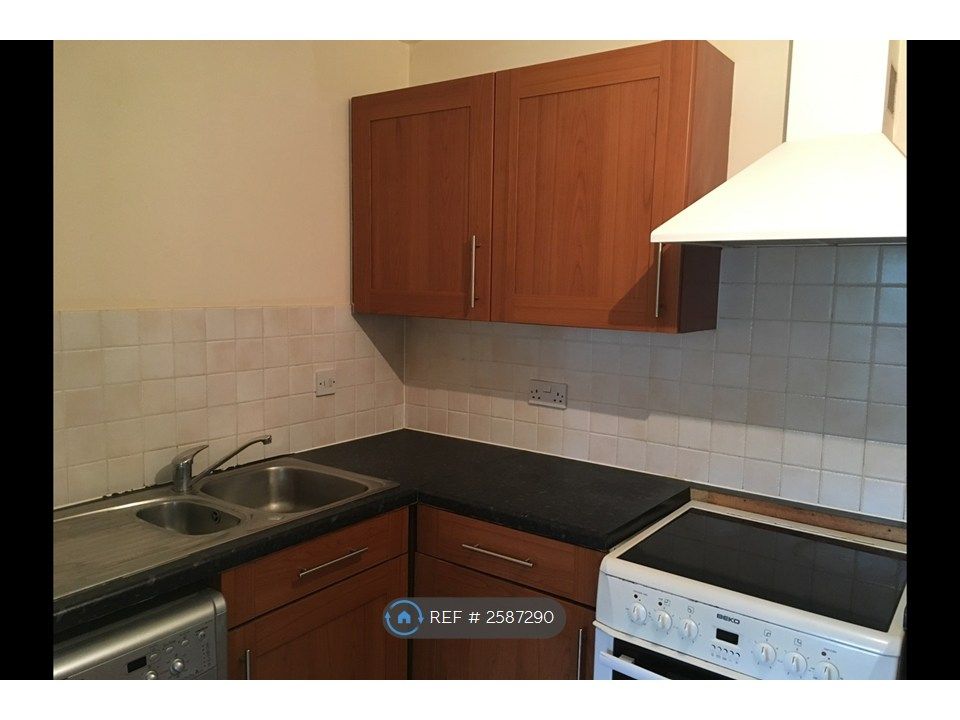Property photo 3 of 4
