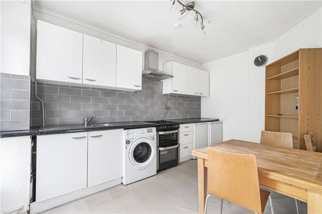 Property photo 3 of 13 Kitchen