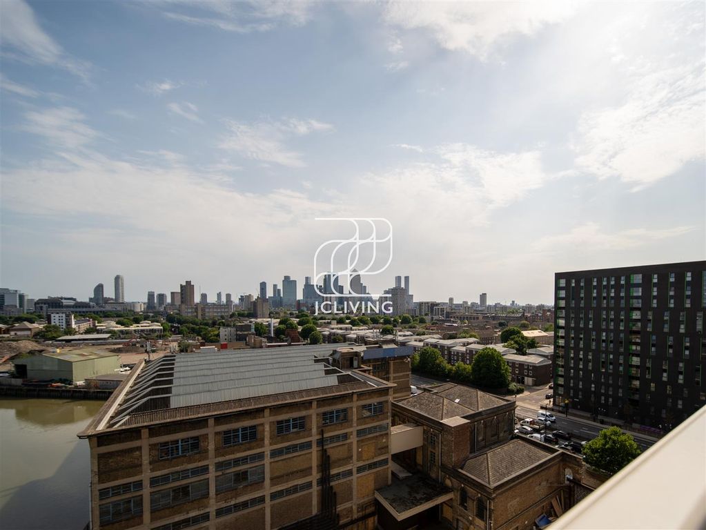 Property photo 2 of 13 Cn399-12.Jpg