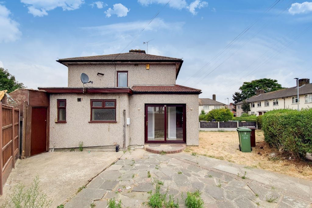 Property photo 1 of 9