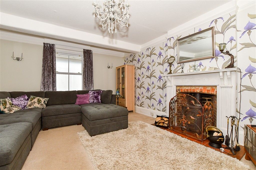 Property photo 3 of 25 Living Room