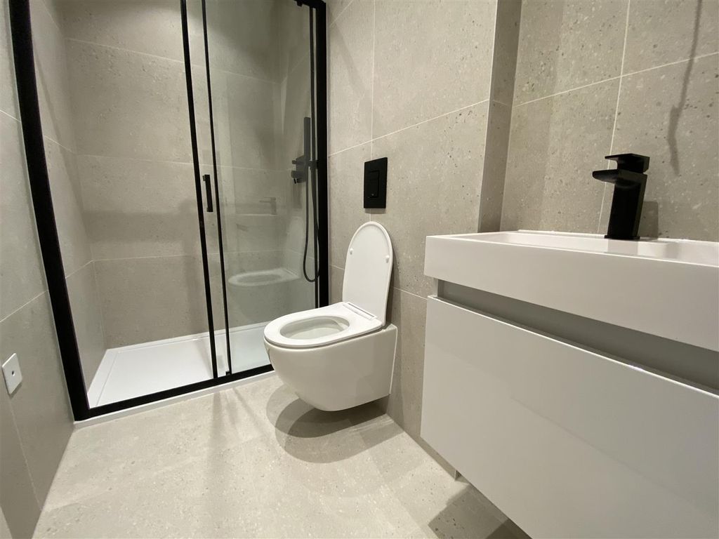 Property photo 2 of 5 Flat 6 Anerley 2.Jpg