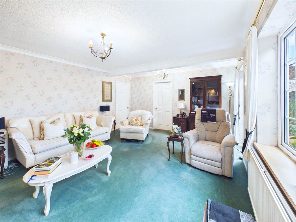 Property photo 3 of 17 Picture No. 18