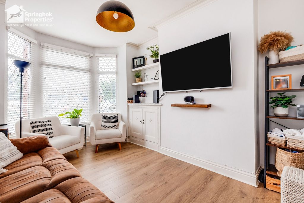 Property photo 3 of 19 2