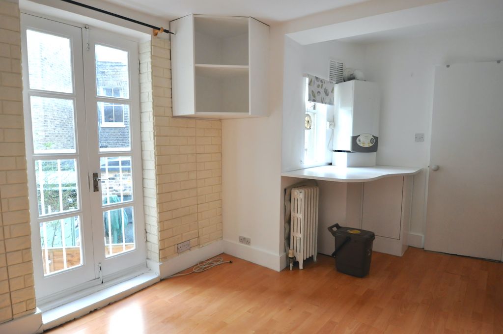 Property photo 3 of 4