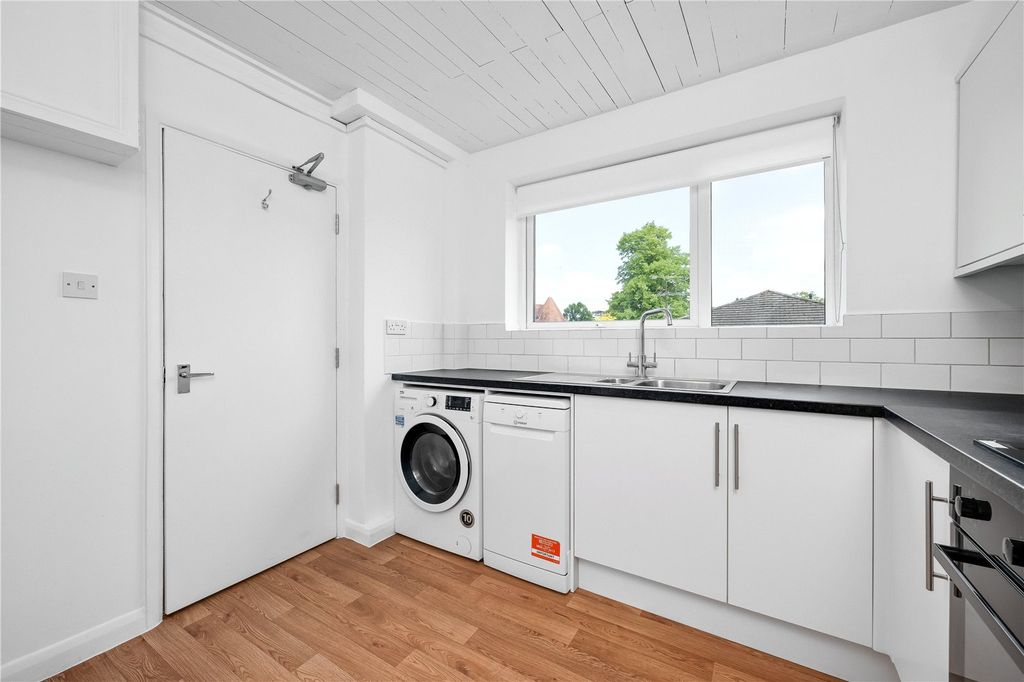 Property photo 3 of 13 Kitchen
