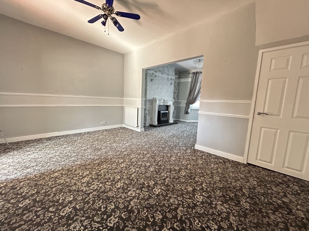 Property photo 3 of 9 Img_8738