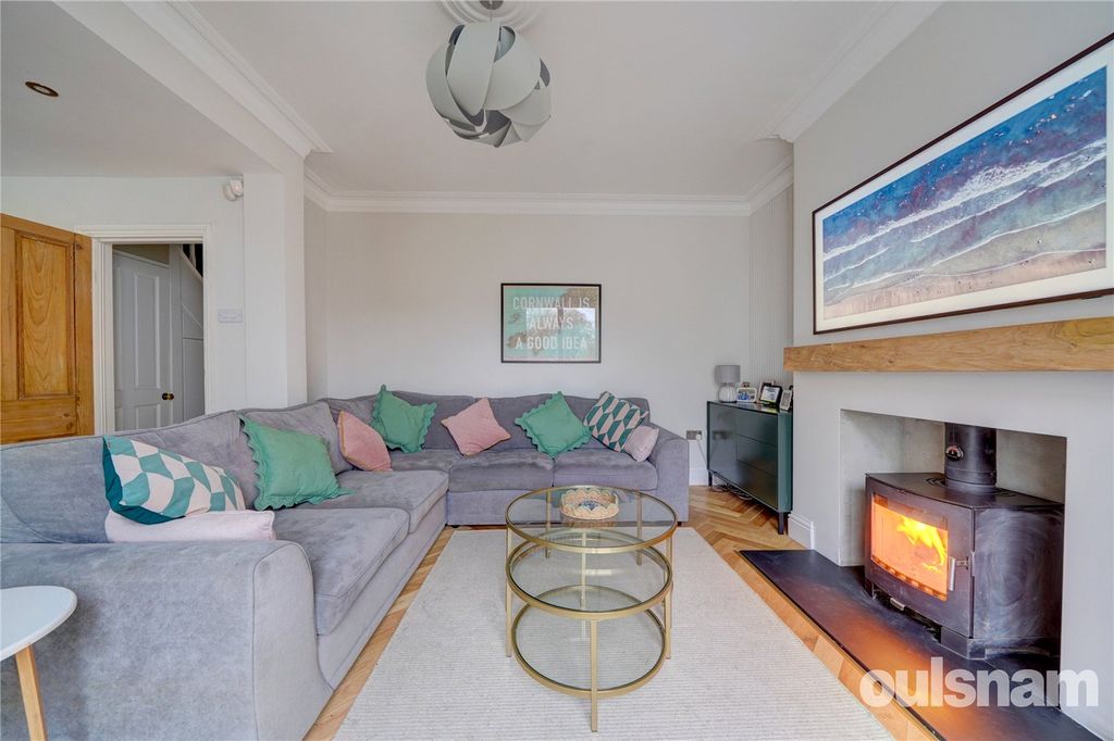 Property photo 3 of 39 Picture No. 16