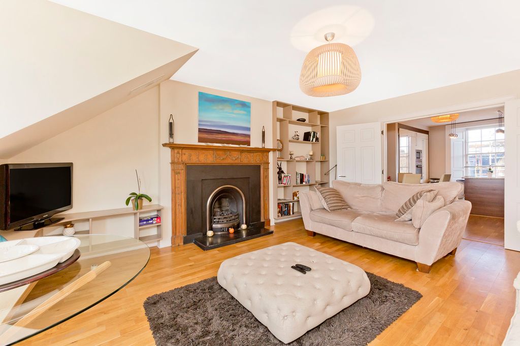 Property photo 3 of 31 Property Image 3