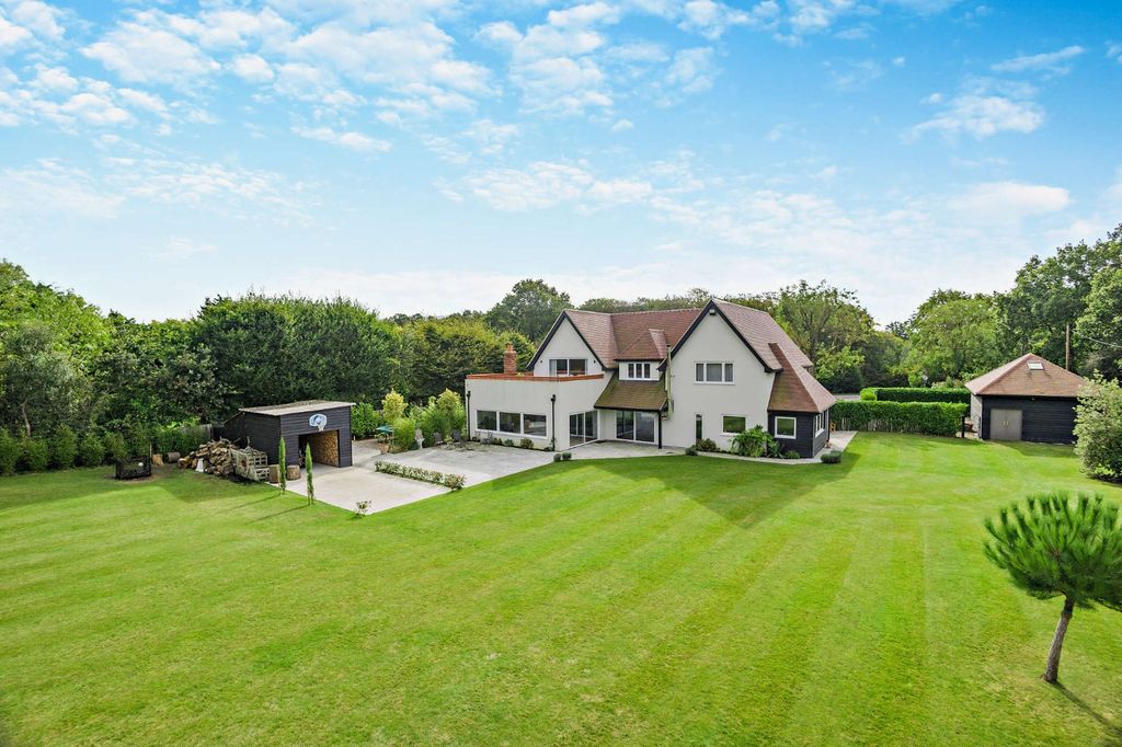 Property photo 1 of 18 Picture No. 01