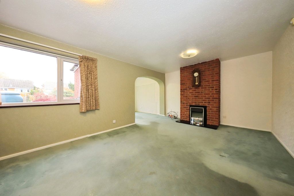 Property photo 2 of 16 Photo