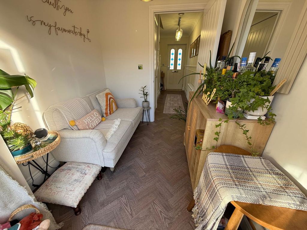 Property photo 3 of 18