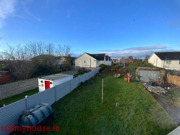 Property photo 3 of 4
