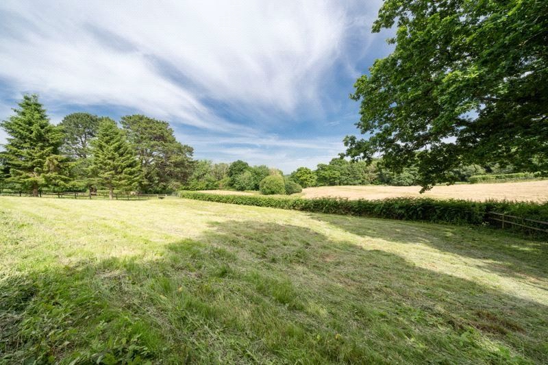 Property photo 3 of 29 Picture No. 04