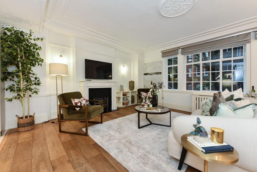 Property photo 1 of 16 53 Knightsbridge Court (7).Jpg