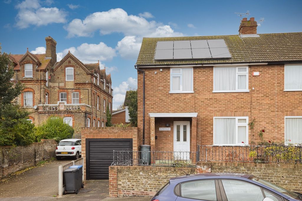 Property photo 1 of 16 Picture 1