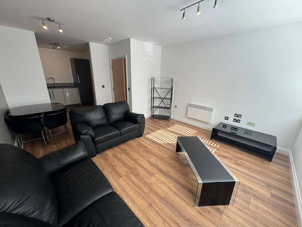 Property photo 2 of 12