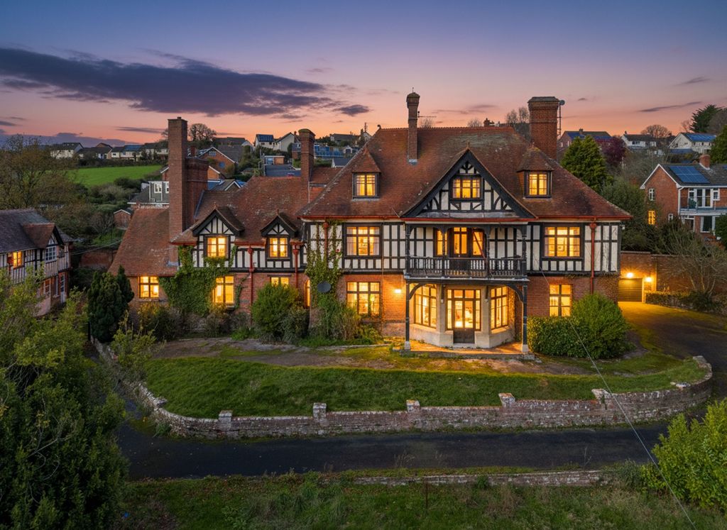 Property photo 1 of 35