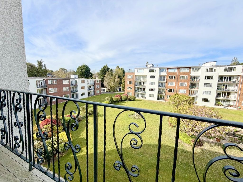 Property photo 3 of 22