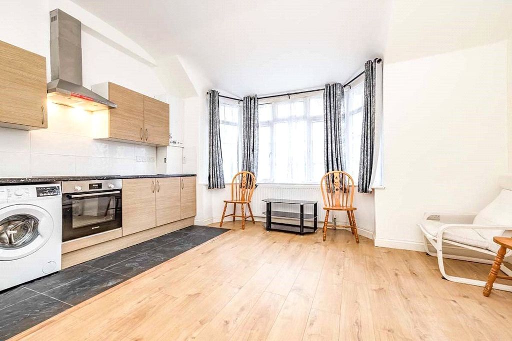 Property photo 1 of 8 Picture No. 01