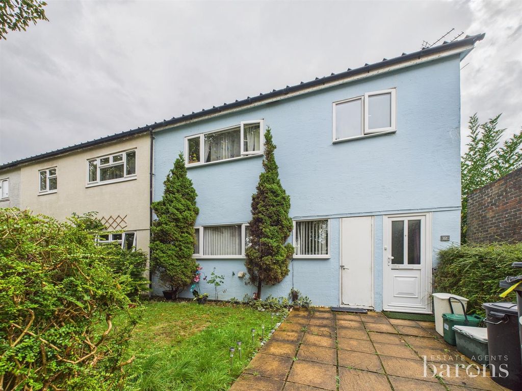 Property photo 1 of 12 Cam05500G0-Pr0062-Still012.Jpg