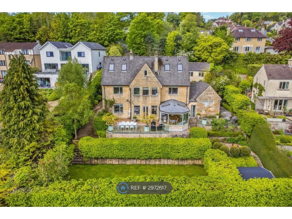 6 bed detached house to rentCharlcombe Lane, Bath BA1