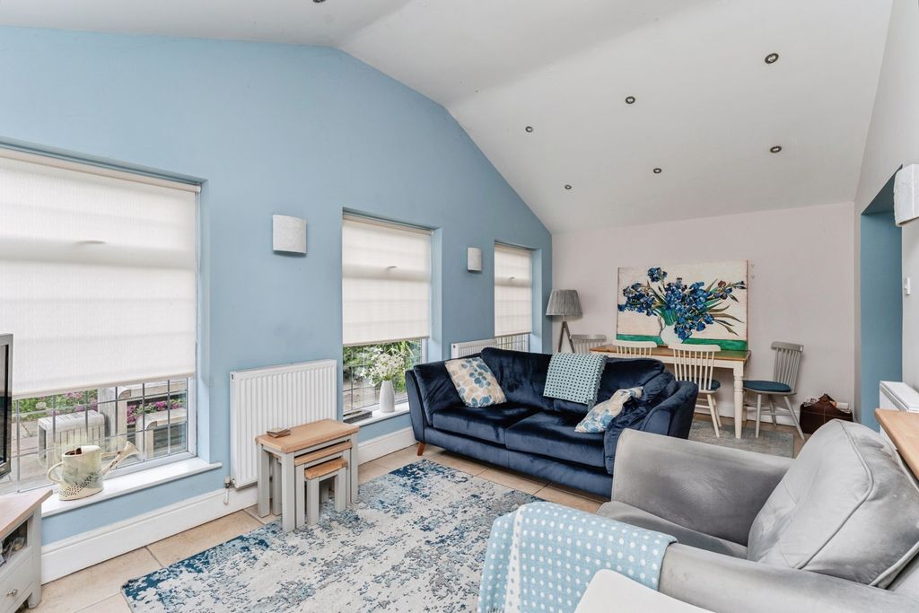 Property photo 3 of 17 Family Room