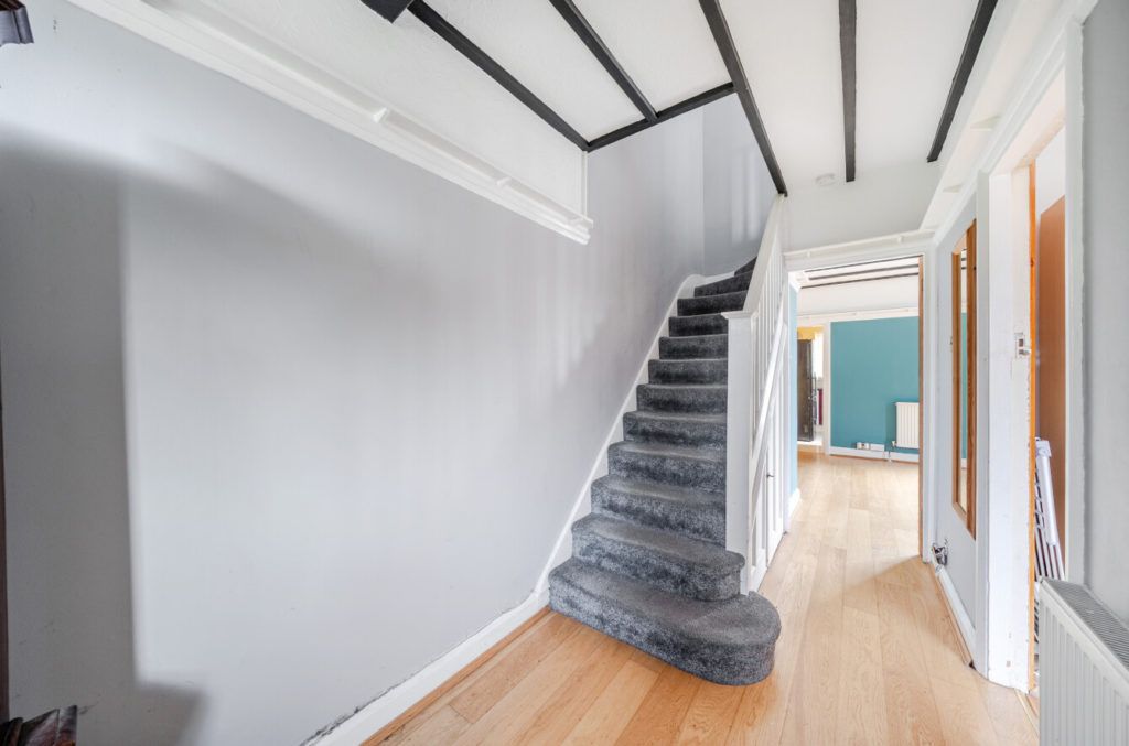 Property photo 2 of 24