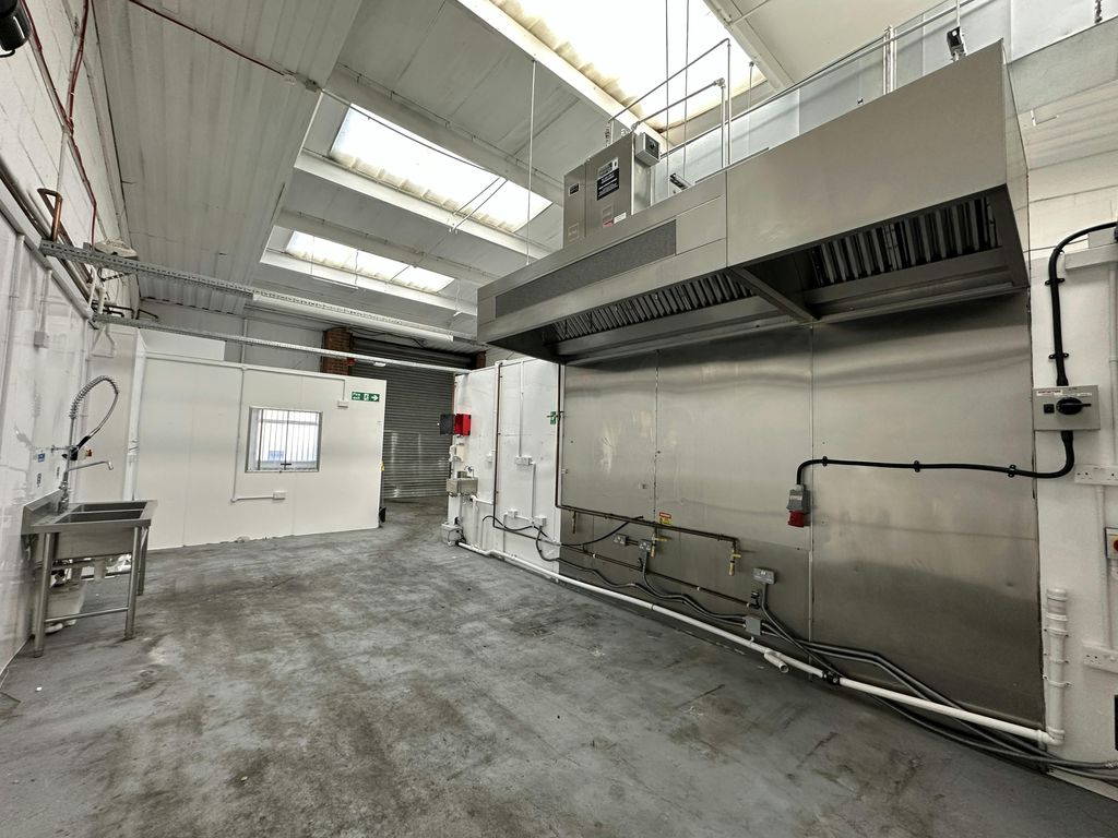 Property photo 3 of 6 20260204_120806775_Ios.Jpg