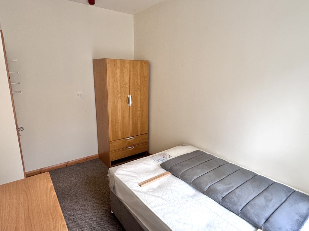 Property photo 2 of 10 Img_4292