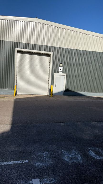 Property photo 1 of 4