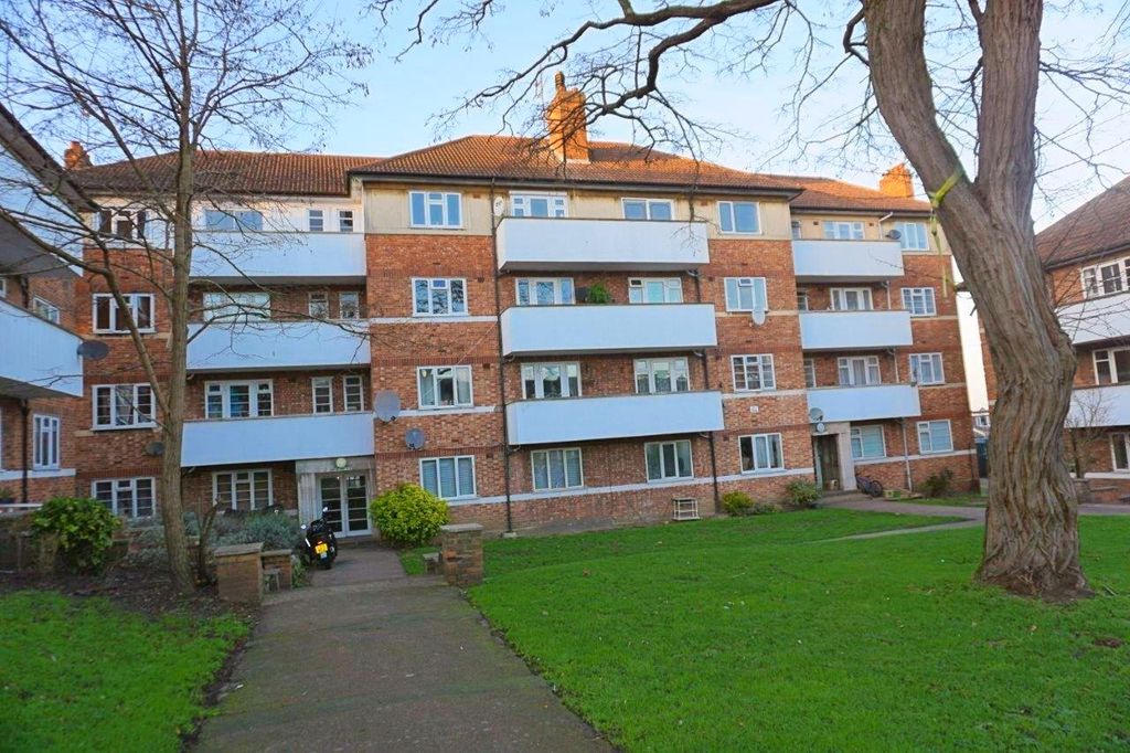 Property photo 1 of 9