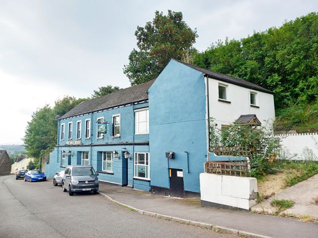 Property photo 1 of 7