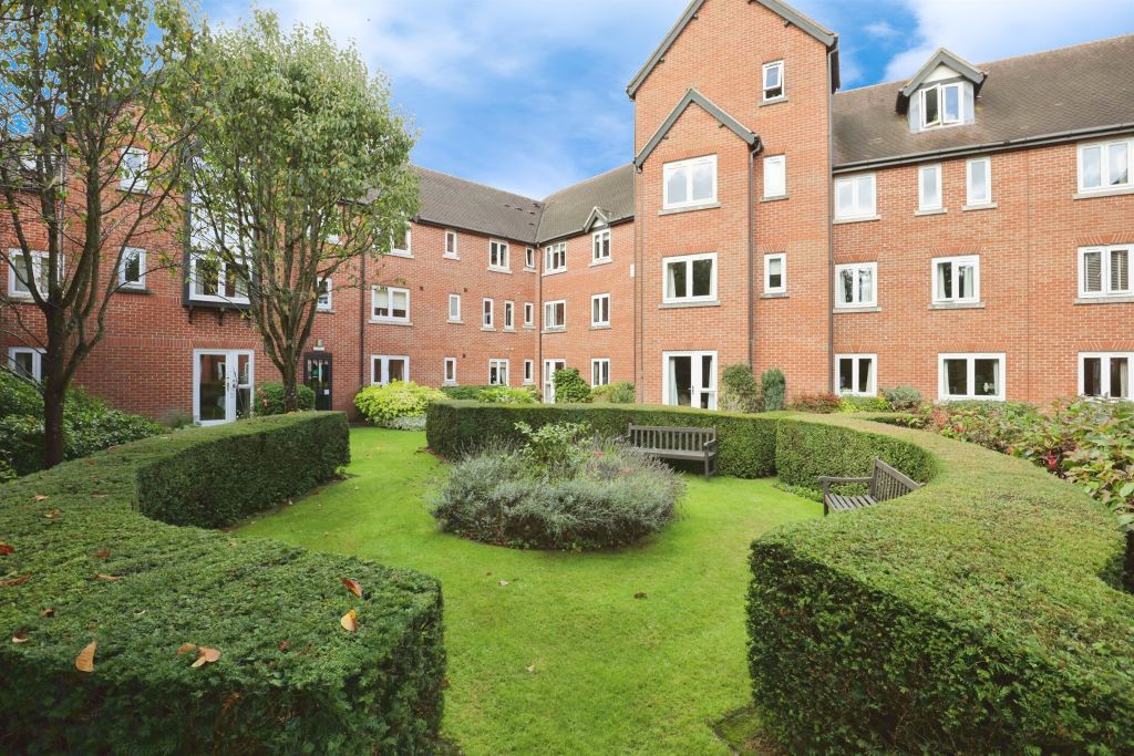 Property photo 1 of 14