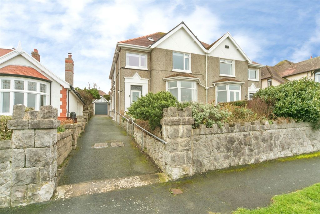 Property photo 1 of 18 Picture No. 21