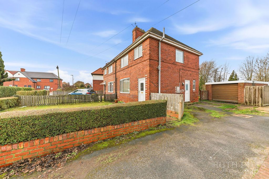 Property photo 2 of 24